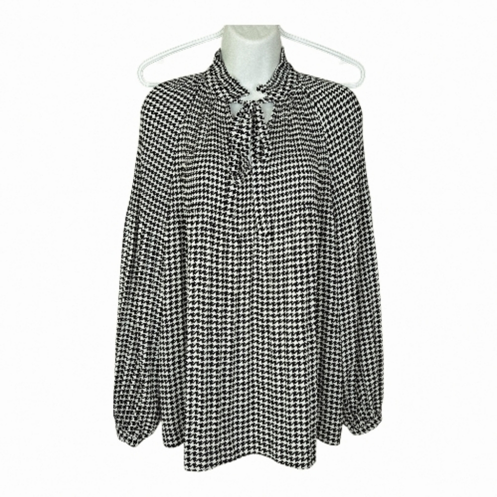 Lauren Ralph Lauren Houndstooth Pleated Tie Neck Shirt. - Picture 1 of 9
